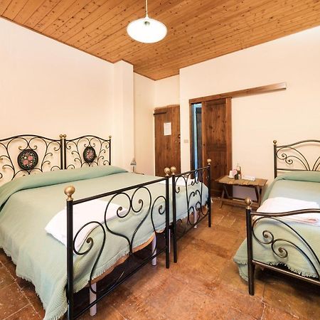 Agriturismo Girolomoni - Locanda Isola del Piano المظهر الخارجي الصورة