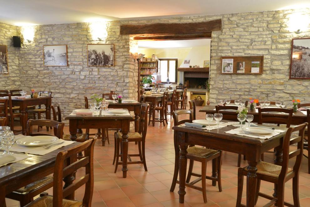 Agriturismo Girolomoni - Locanda Isola del Piano المظهر الخارجي الصورة
