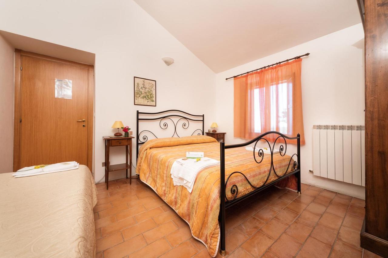 Agriturismo Girolomoni - Locanda Isola del Piano المظهر الخارجي الصورة