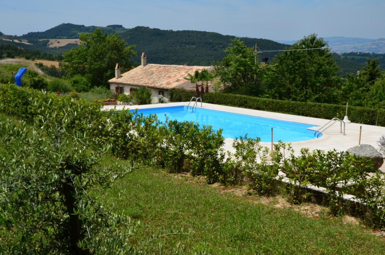 Agriturismo Girolomoni - Locanda Isola del Piano المظهر الخارجي الصورة